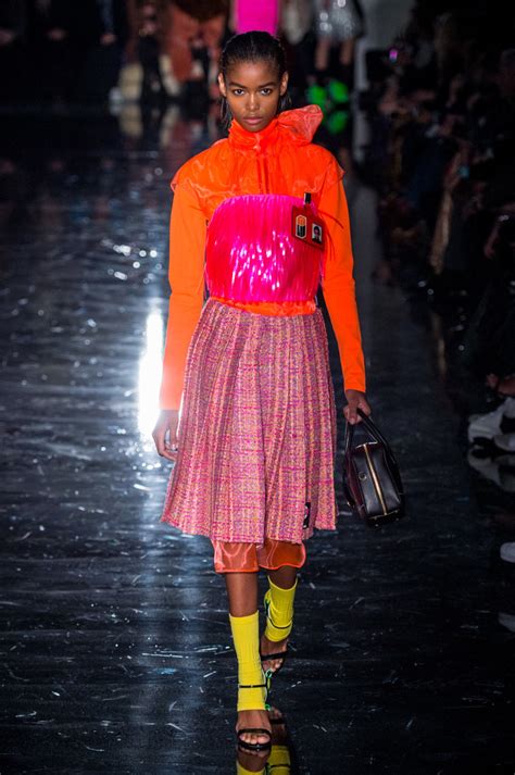 prada un secolo portato bene 2018|Prada Fall 2018 Ready.